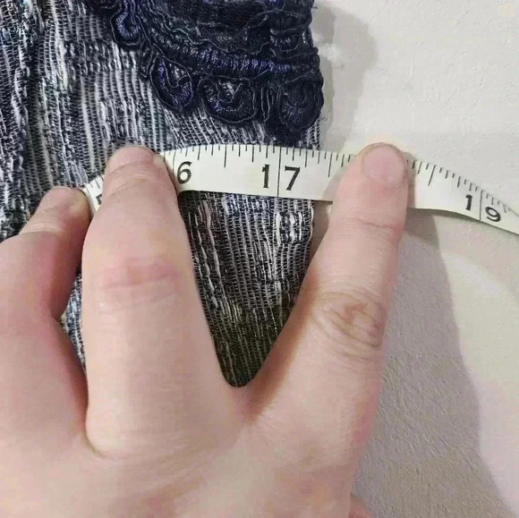 EUC! Kay Unger fitted dress! - Picture 4 of 4